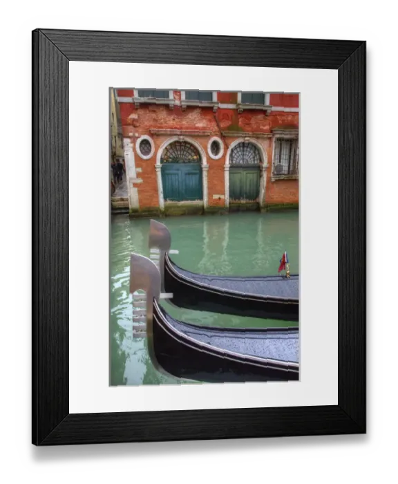 Framed Print : Gondolas along the Grand Canal, Venice Italy