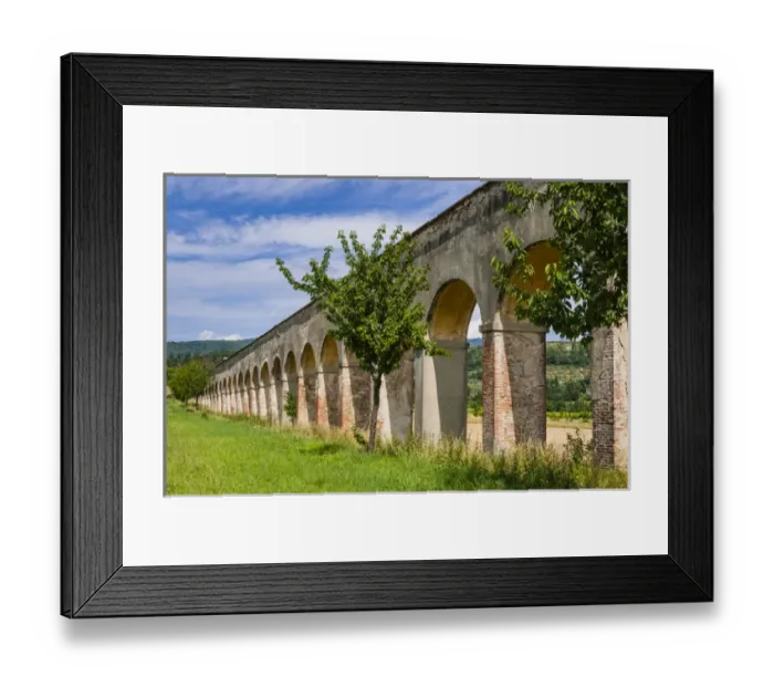 Framed Print : Vasari aqueduct (16th century), Arezzo, Tuscany, Italy