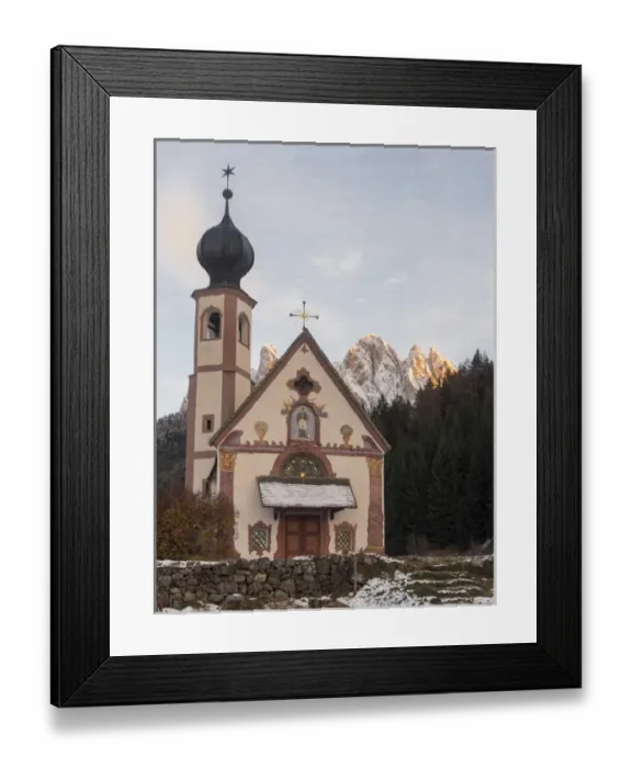 Framed Print : The peaks of the Geisler mountain range (Gruppo delle Odle) in valley Villnoess during autumn Framed Print : The peaks of the Geisler mountain range (Gruppo delle Odle) in valley Villnoess during autumn