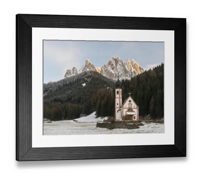 Framed Print : The peaks of the Geisler mountain range (Gruppo delle Odle) in valley Villnoess during autumn Framed Print : The peaks of the Geisler mountain range (Gruppo delle Odle) in valley Villnoess during autumn