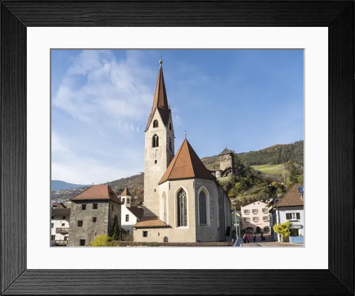 Framed Print : Klausen (Chiusa), the old town and the hall church in the Eisack Valley during autumn Framed Print : Klausen (Chiusa), the old town and the hall church in the Eisack Valley during autumn