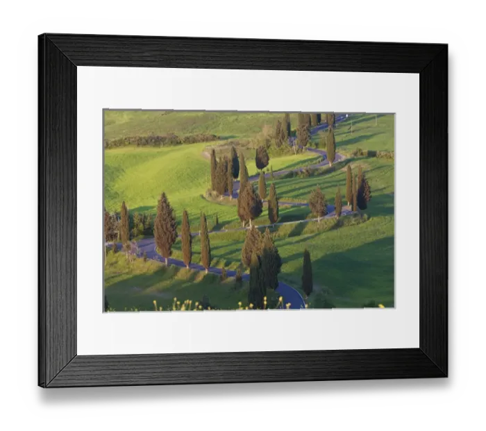 Framed Print : Winding Road, Monticchiello, Tuscany, Italy Framed Print : Winding Road, Monticchiello, Tuscany, Italy