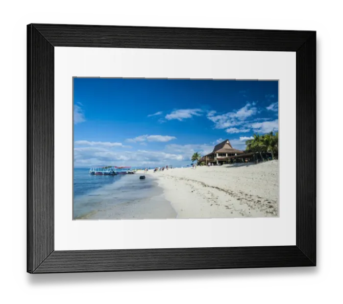 Framed Print : Beach restaurant on Beachcomber island, Mamanucas islands, Fiji, South Pacific