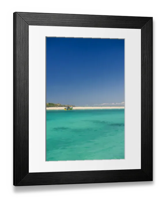 Framed Print : The turquoise waters of the blue lagoon, Yasawas, Fiji, South Pacific Framed Print : The turquoise waters of the blue lagoon, Yasawas, Fiji, South Pacific