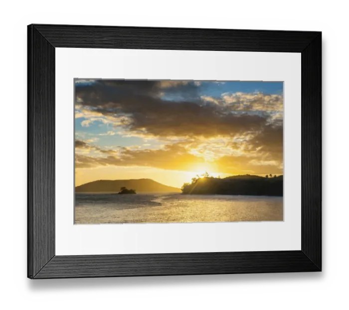 Framed Print : Sunset over the beach of Safe Landing resort, Nacula island, Yasawas, Fiji, South Pacific Framed Print : Sunset over the beach of Safe Landing resort, Nacula island, Yasawas, Fiji, South Pacific
