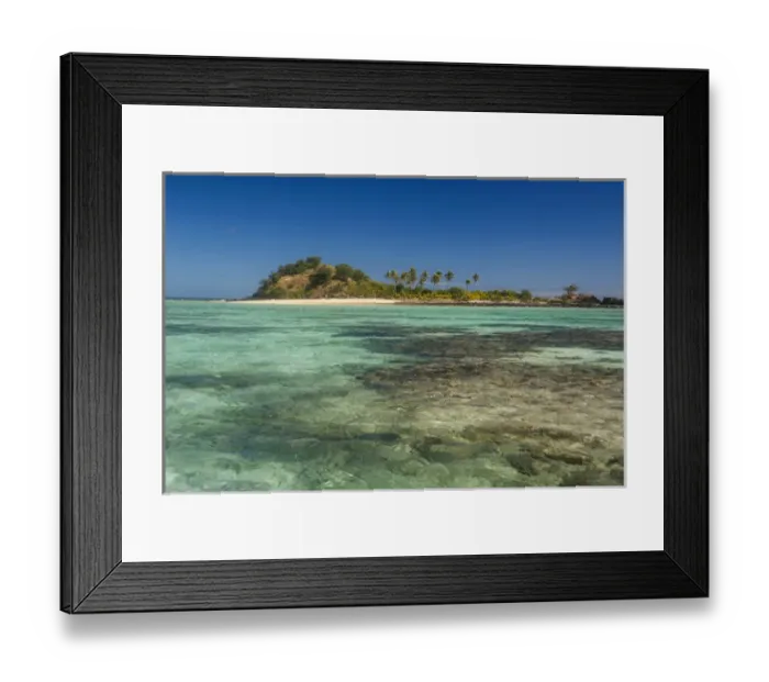 Framed Print : The turquoise waters of the blue lagoon, Yasawas, Fiji, South Pacific Framed Print : The turquoise waters of the blue lagoon, Yasawas, Fiji, South Pacific