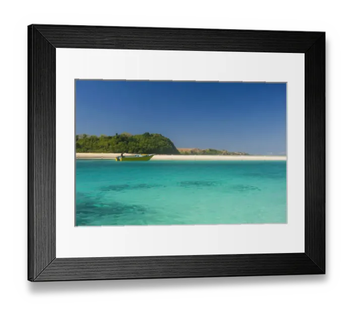 Framed Print : The turquoise waters of the blue lagoon, Yasawas, Fiji, South Pacific