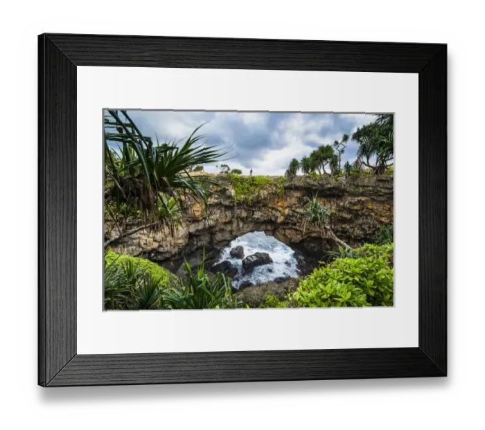 Framed Print : Ha ateiho, big rock arch in Tongatapu, Tonga, South Pacific Framed Print : Ha ateiho, big rock arch in Tongatapu, Tonga, South Pacific