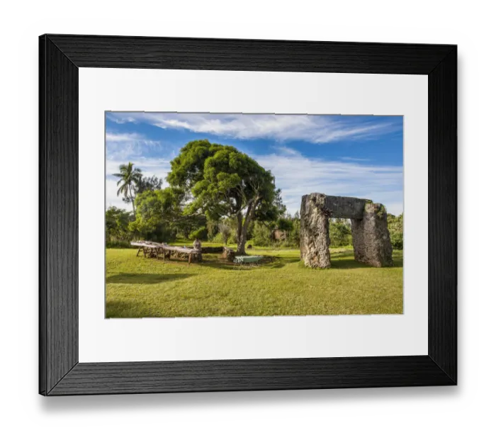 Framed Print : Haamonga a Maui (Burden of Maui), stone trilithon build in the 13th century, Tongatapu