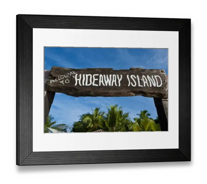 Framed Print : Entrance gate to Hideaway island near Port Vila, Island of Efate, Vanuatu, South Pacific