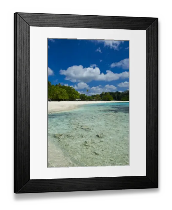 Framed Print : Turquoise water and white sand at the Champagne beach, Island of Espiritu Santo, Vanuatu