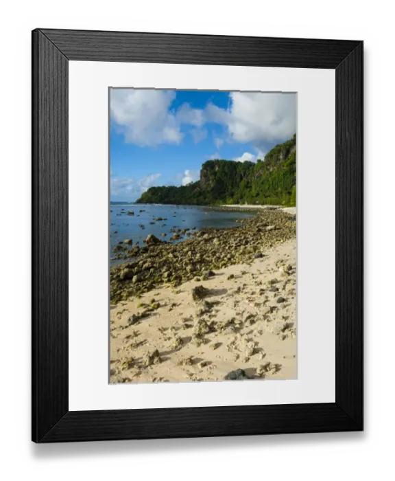 Framed Print : Pretty bay and turquoise water in Tau Island, Manuas, American Samoa, South Pacific
