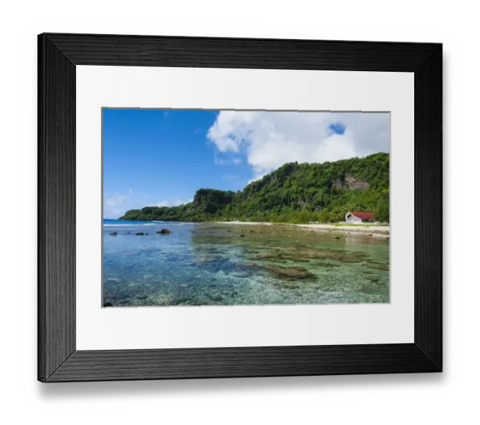 Framed Print : Pretty bay and turquoise water in Tau Island, Manuas, American Samoa, South Pacific Framed Print : Pretty bay and turquoise water in Tau Island, Manuas, American Samoa, South Pacific