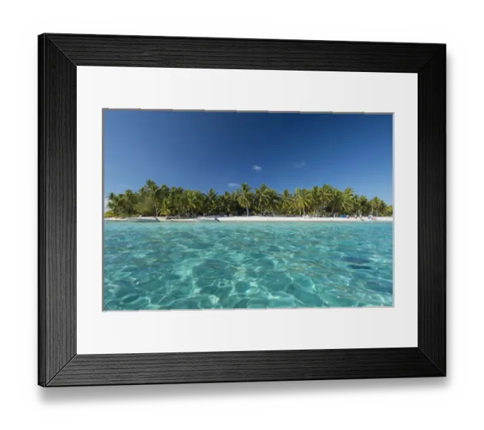 Framed Print : Cook Islands. Palmerston Island, a classic atoll, discovered by Captain Cook in 1774