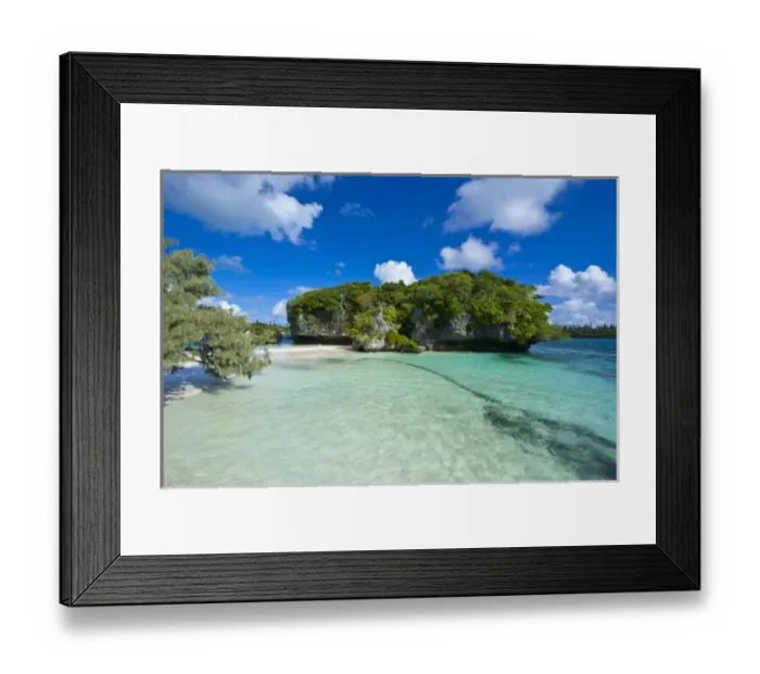 Framed Print : White sand beach, Bay de Kanumera, Ile des Pins, New Caledonia, Melanesia, South Pacific Framed Print : White sand beach, Bay de Kanumera, Ile des Pins, New Caledonia, Melanesia, South Pacific