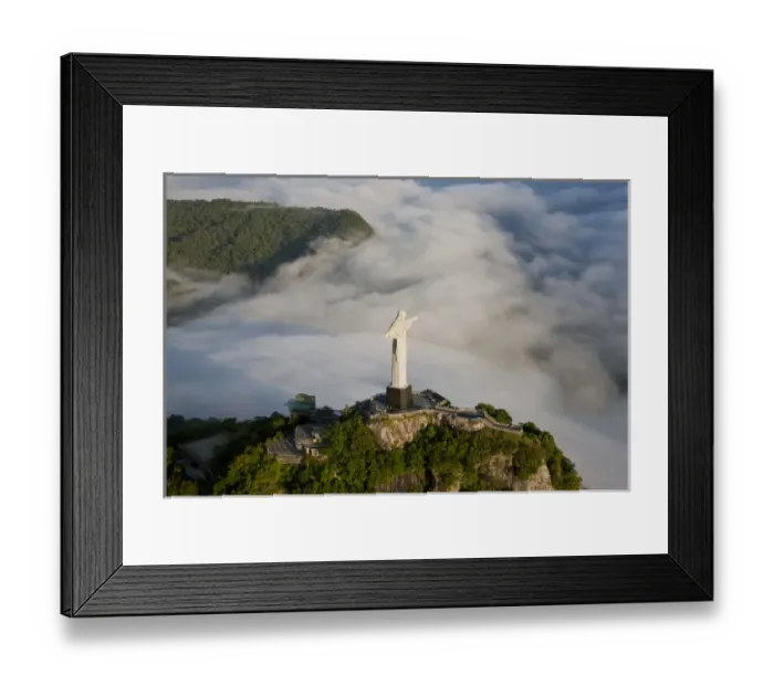 Framed Print : The Art Deco statue of Jesus, known as Cristo Redentor (Christ the Redeemer) Framed Print : The Art Deco statue of Jesus, known as Cristo Redentor (Christ the Redeemer)