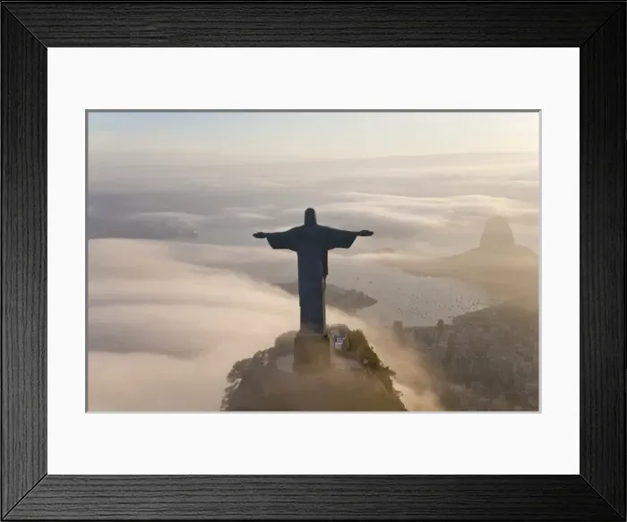 Framed Print : The Art Deco statue of Jesus, known as Cristo Redentor (Christ the Redeemer)