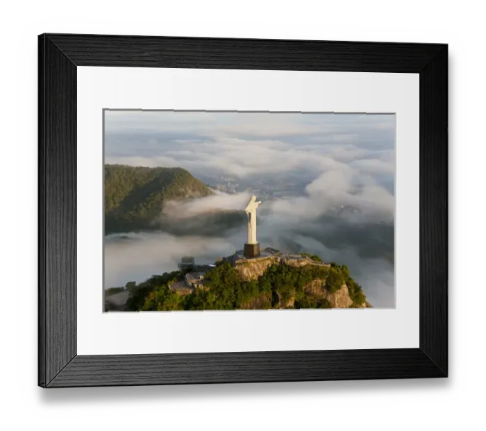 Framed Print : The Art Deco statue of Jesus, known as Cristo Redentor (Christ the Redeemer) Framed Print : The Art Deco statue of Jesus, known as Cristo Redentor (Christ the Redeemer)