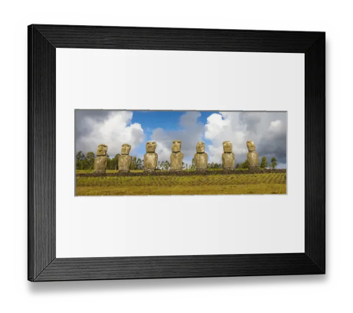 Framed Print : Easter Island, Chile. Moai Statues Framed Print : Easter Island, Chile. Moai Statues