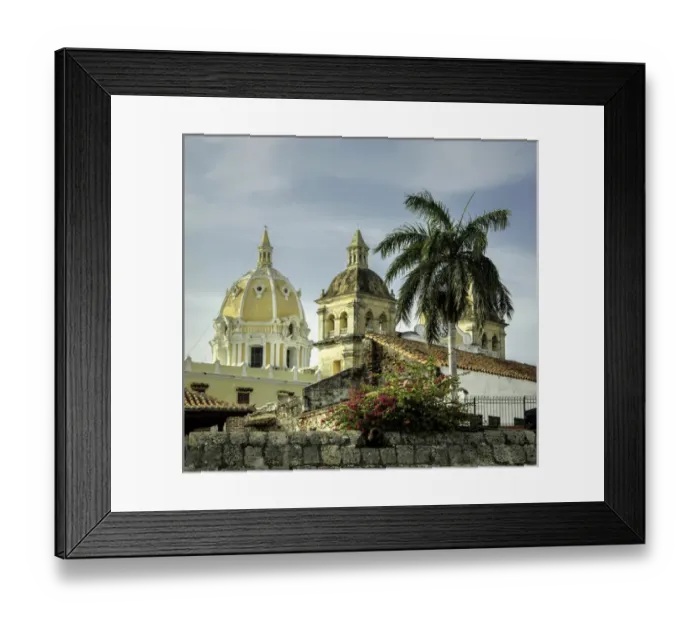 Framed Print : Historic Spanish colonial walls and fortifications surround the Old City of Cartagena