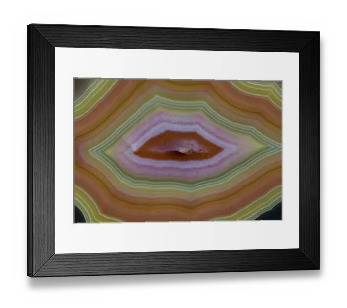 Framed Print : Banded Agate, Quartzsite, AZ Framed Print : Banded Agate, Quartzsite, AZ