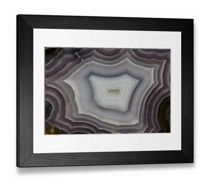 Framed Print : Banded Agate, Quartzsite, AZ Framed Print : Banded Agate, Quartzsite, AZ