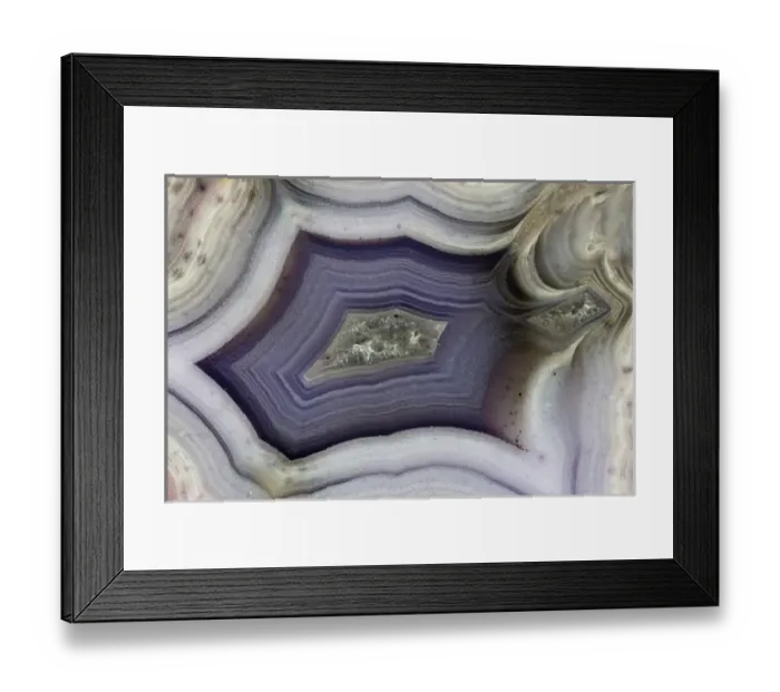 Framed Print : Banded Agate, Quartzsite, AZ Framed Print : Banded Agate, Quartzsite, AZ
