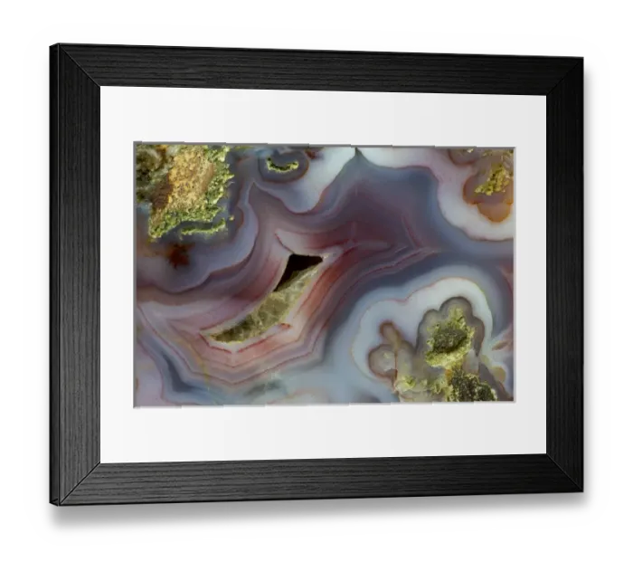 Framed Print : Banded Agate, Quartzsite, AZ Framed Print : Banded Agate, Quartzsite, AZ