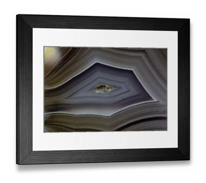 Framed Print : Banded Agate, Quartzsite, AZ Framed Print : Banded Agate, Quartzsite, AZ