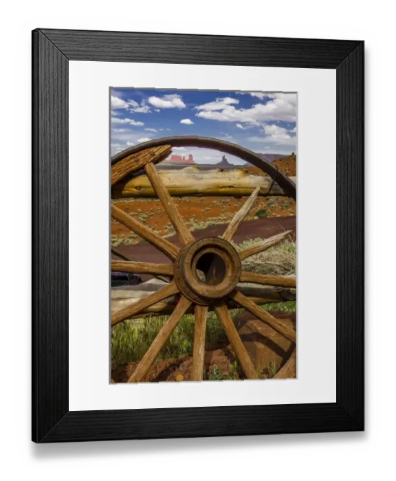 Framed Print : View of Monument Valley from venerable Gouldings Trading Post, Monument Valley