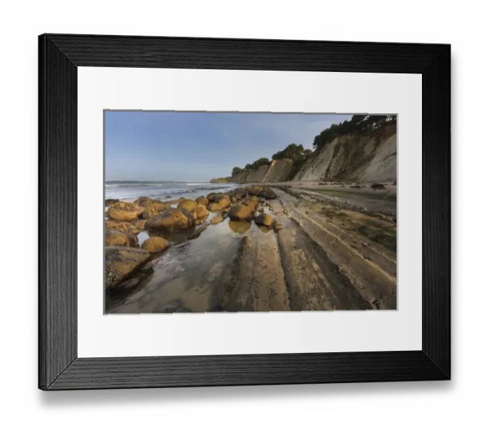 Framed Print : Bowling Ball Beach near Point Arena, California, USA Framed Print : Bowling Ball Beach near Point Arena, California, USA