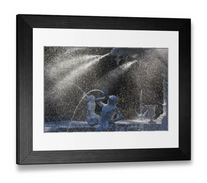 Framed Print : USA, Georgia, Savannah, fountain in Forsyth Park Framed Print : USA, Georgia, Savannah, fountain in Forsyth Park