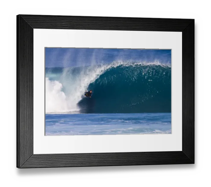 Framed Print : USA; Hawaii; Oahu; Sufers in Action at the Pipeline on the North Coast of Oahu Framed Print : USA; Hawaii; Oahu; Sufers in Action at the Pipeline on the North Coast of Oahu