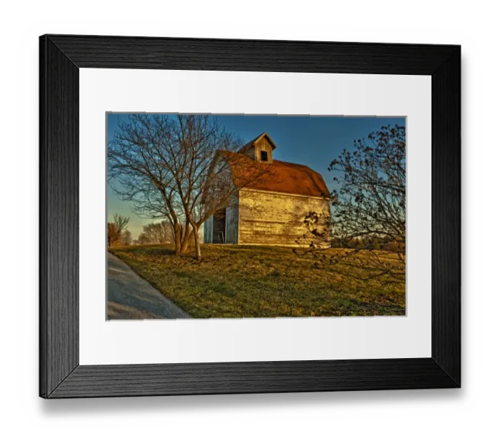 Framed Print : USA, Indiana, rural scene of red-roofed barn Framed Print : USA, Indiana, rural scene of red-roofed barn