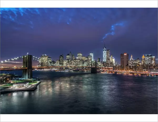 USA, NY, New York, Brooklyn Bridge & Lower Manhattan at Twilight