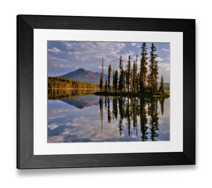Framed Print : USA, Oregon. Diamond Peak reflecting in Summit Lake Framed Print : USA, Oregon. Diamond Peak reflecting in Summit Lake