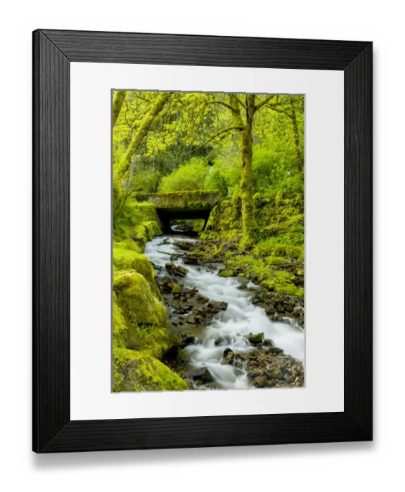 Framed Print : USA, Oregon, Wahkeena Falls. Locatged along I-84, the Columbia River Gorge Scenic Framed Print : USA, Oregon, Wahkeena Falls. Locatged along I-84, the Columbia River Gorge Scenic