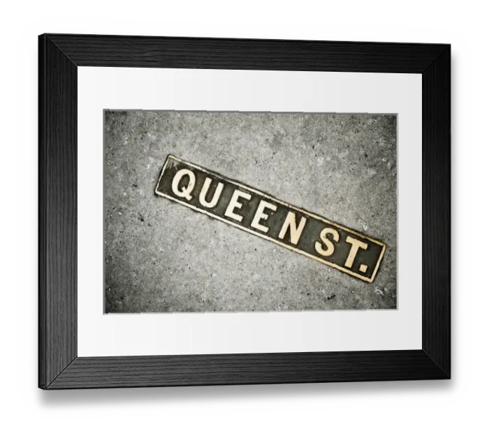 Framed Print : Queen St Sign, Charleston, South Carolina. USA
