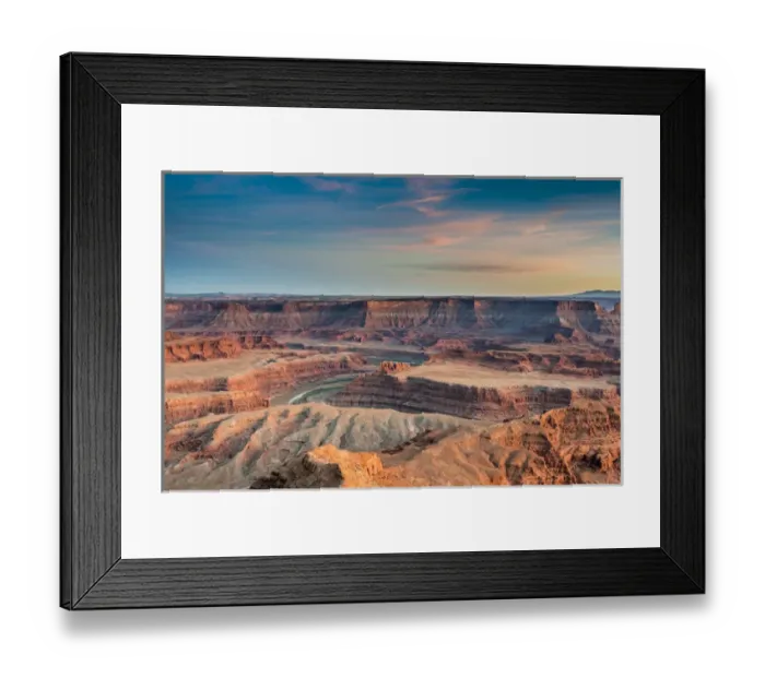 Framed Print : Sunset at Deadhorse Point State Park, view of Colorado river and Canyonlands National Framed Print : Sunset at Deadhorse Point State Park, view of Colorado river and Canyonlands National