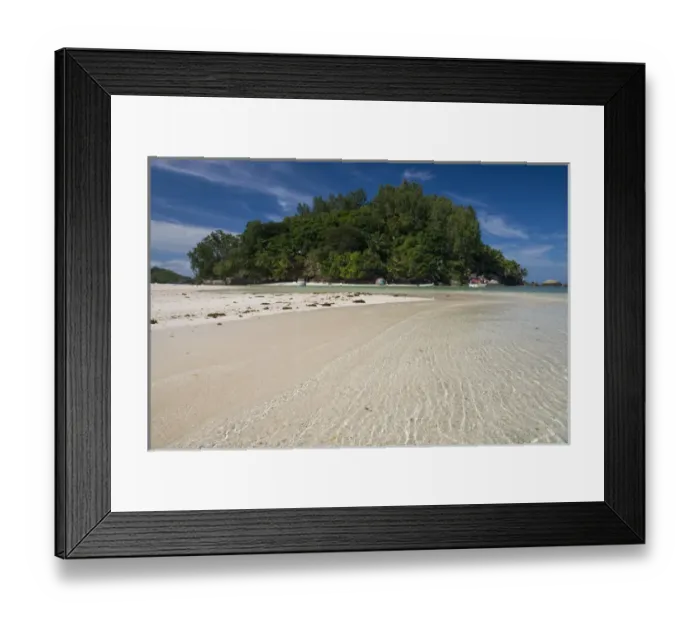 Framed Print : aiIndian Ocean, Seychelles, Mahe, St. Anne Marine National Park, Moyenne Island Framed Print : aiIndian Ocean, Seychelles, Mahe, St. Anne Marine National Park, Moyenne Island