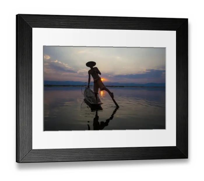 Framed Print : Myanmar, Inle Lake. Fisherman rowing at sunset Framed Print : Myanmar, Inle Lake. Fisherman rowing at sunset