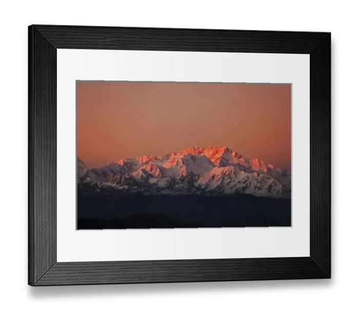 Framed Print : India, West Bengal, Singalila National Park, Sandakfu, view on snowcapped Kangchenjunga