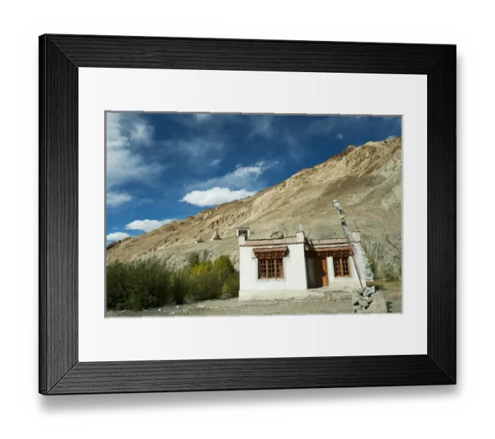 Framed Print : India, Ladakh, Markha Valley, old woman with ripples in front of typical ladakhi house Framed Print : India, Ladakh, Markha Valley, old woman with ripples in front of typical ladakhi house