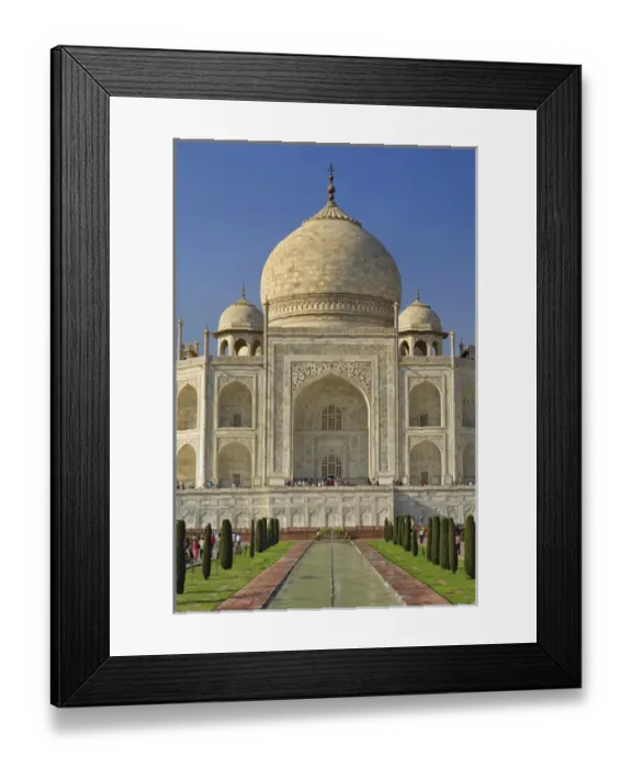 Framed Print : Taj Mahal, a mausoleum located in Agra, India, built by Mughal Emperor Shah Jahan Framed Print : Taj Mahal, a mausoleum located in Agra, India, built by Mughal Emperor Shah Jahan