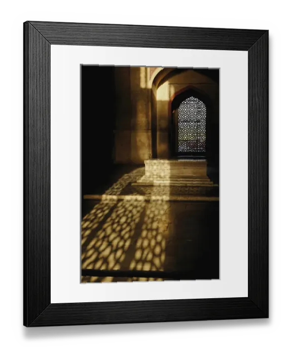 Framed Print : Architectural details, Humayuns Tomb, a complex of Mughal architecture built Framed Print : Architectural details, Humayuns Tomb, a complex of Mughal architecture built