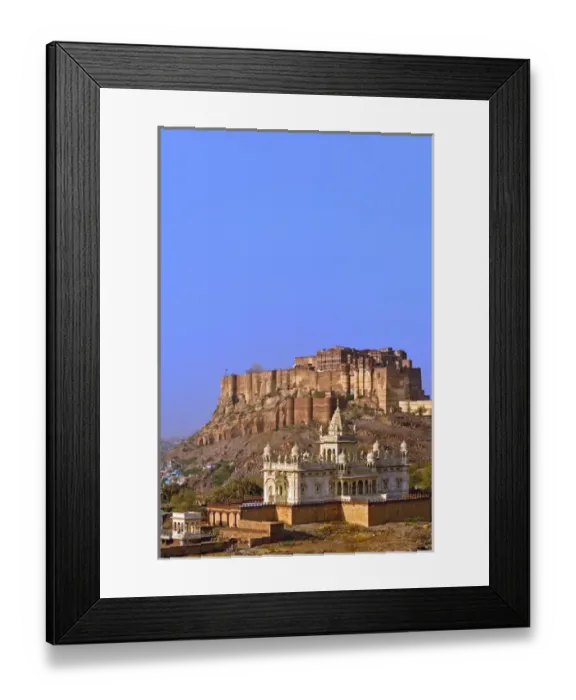 Framed Print : The Jaswant Thada mausoleum and Mehrangarh Fort, Jodhpur, India