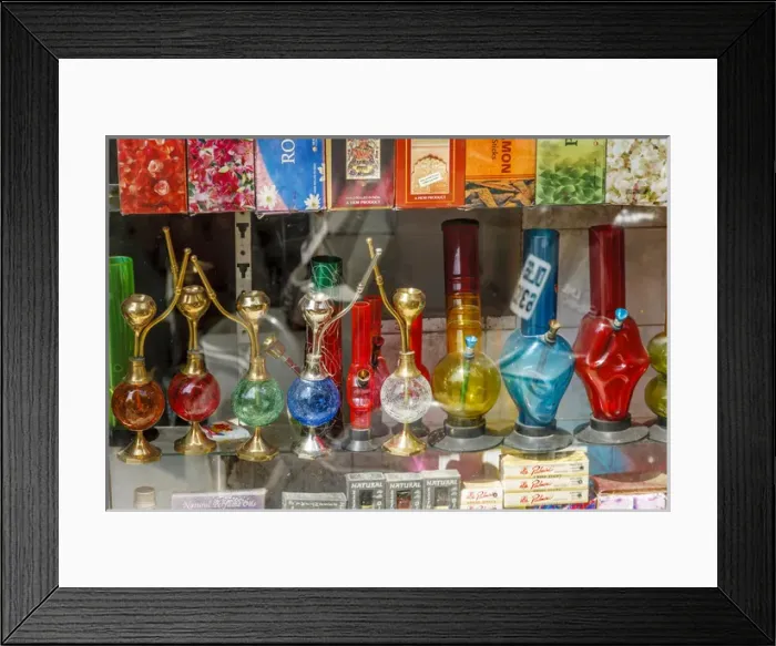 Framed Print : Bongs, New Delhi, India Framed Print : Bongs, New Delhi, India