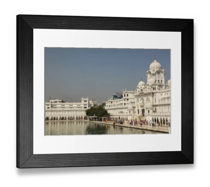 Framed Print : India, Punjab, Amritsar. Sikh pilgrims near entrance to the Golden Temple Framed Print : India, Punjab, Amritsar. Sikh pilgrims near entrance to the Golden Temple