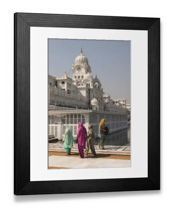 Framed Print : India, Punjab, Amritsar. Pilgrims walking at Golden Temple