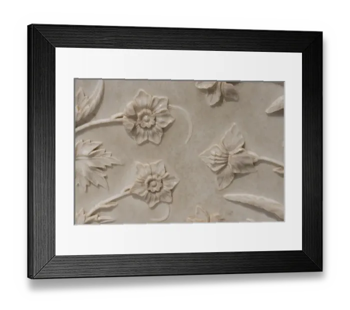 Framed Print : India, Agra, Taj Mahal. Famous landmark memorial to Queen Mumtaz Mahal, circa 1632 Framed Print : India, Agra, Taj Mahal. Famous landmark memorial to Queen Mumtaz Mahal, circa 1632